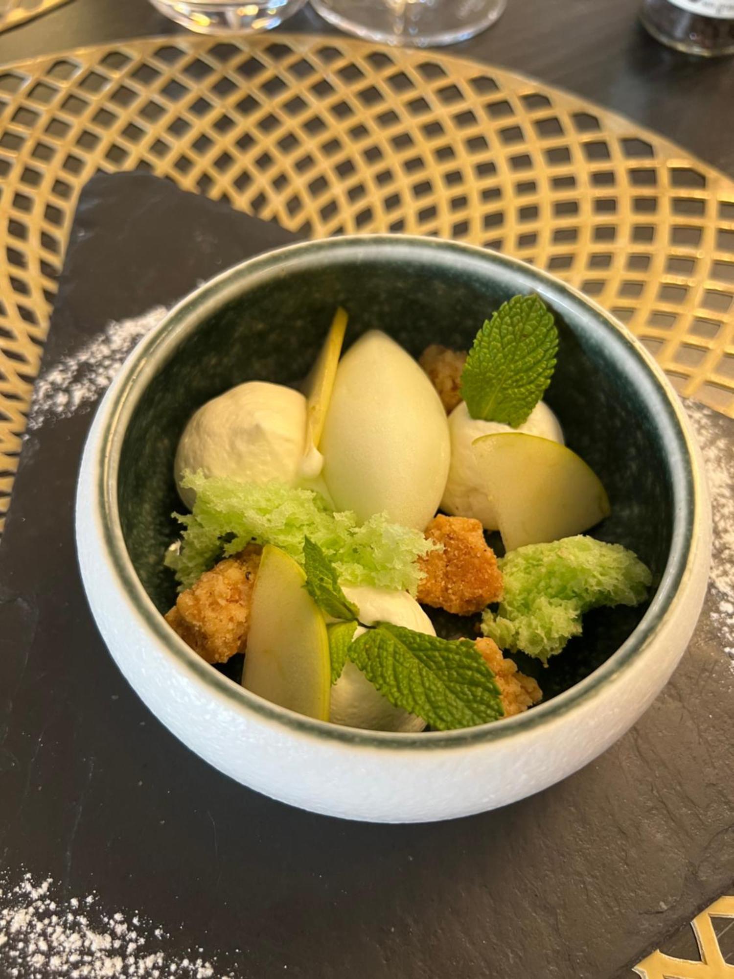 La Glycine Hotel, Spa Et Bien-Etre Bénouville Eksteriør billede