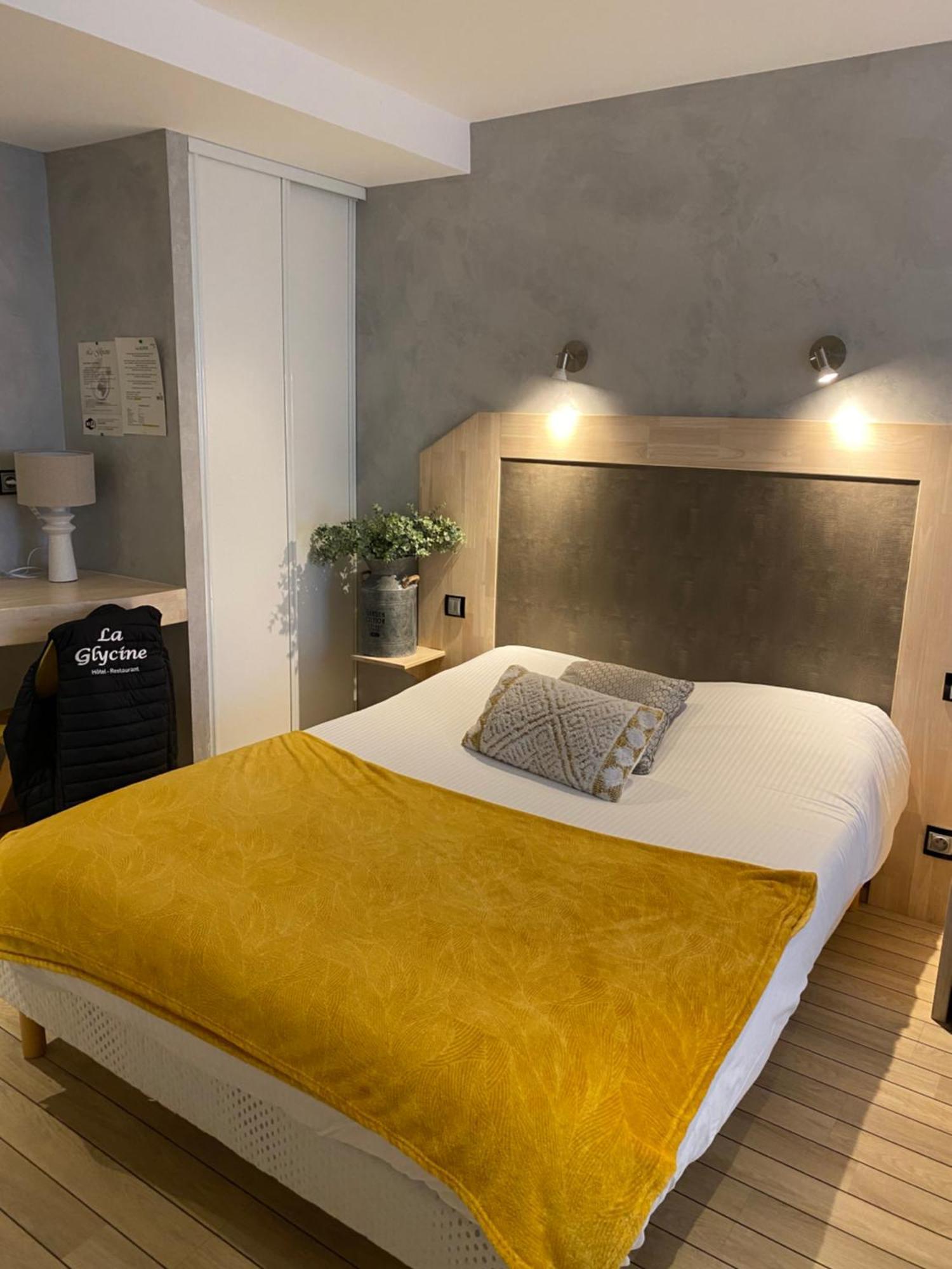 La Glycine Hotel, Spa Et Bien-Etre Bénouville Eksteriør billede